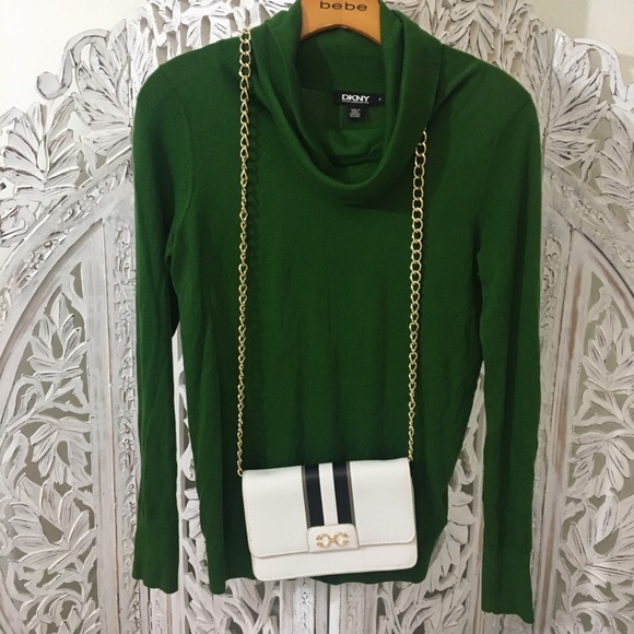DKNY Classic Silk & Cashmere Deep green turtleneck - Picture 8 of 8